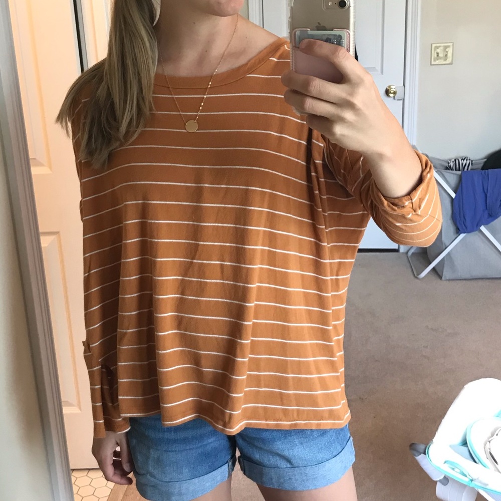 Carly Jean Los Angeles Evelyn Top Small